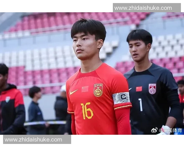 虎父无犬子,鲁尼儿子独中四元助曼联U16以6-4战胜诺维奇U16 虎父无犬子,鲁尼儿子独中四元助曼联U16以6-4战胜诺维奇U16